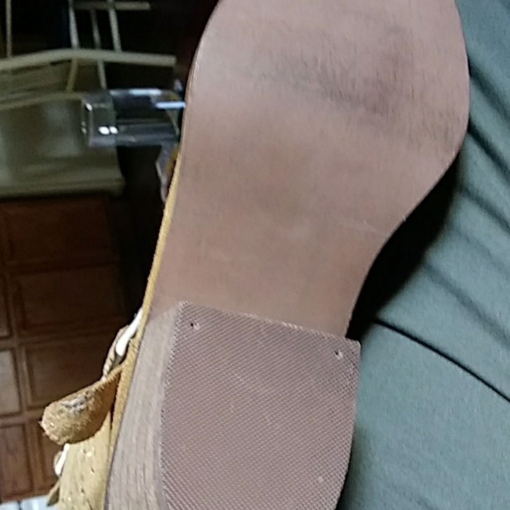 Boots - Picture 2 of 6
